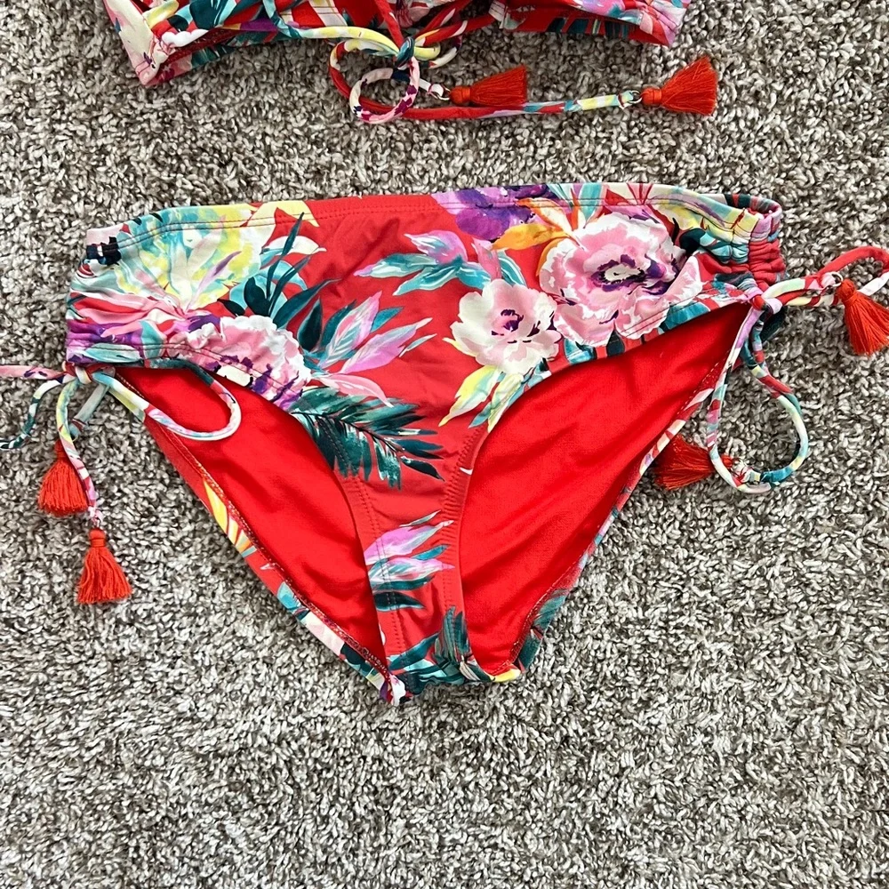 Gibson Latimer Red Floral Bikini - Picture 2 of 11